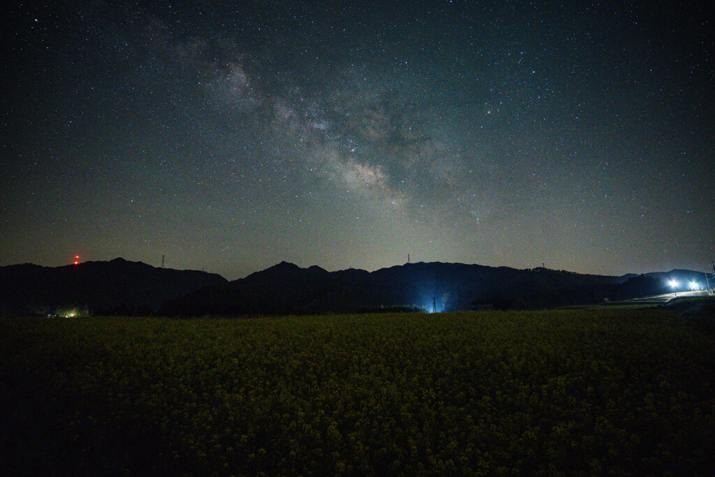 Sony A7IV (8sec / ISO6400)